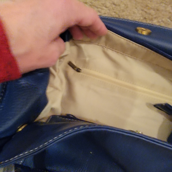 NWT Lexy International Handbag ~ Navy Blue - Picture 4 of 8